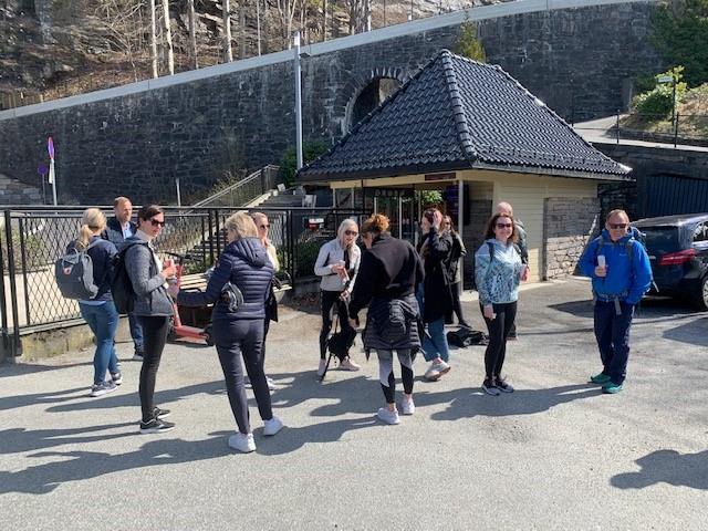 K U L T å være med på