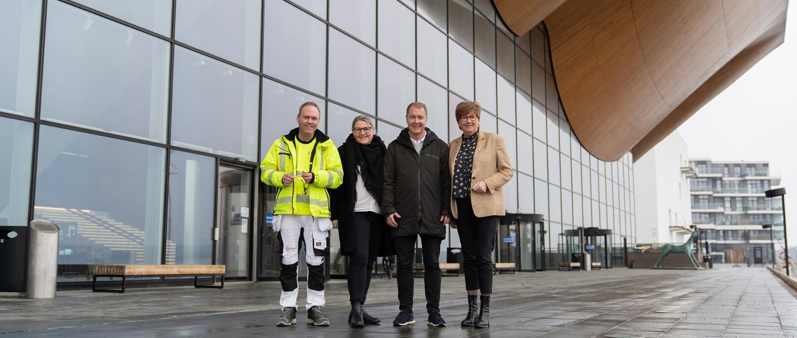 Mal i Sør pusser opp bølgeveggen på Kilden